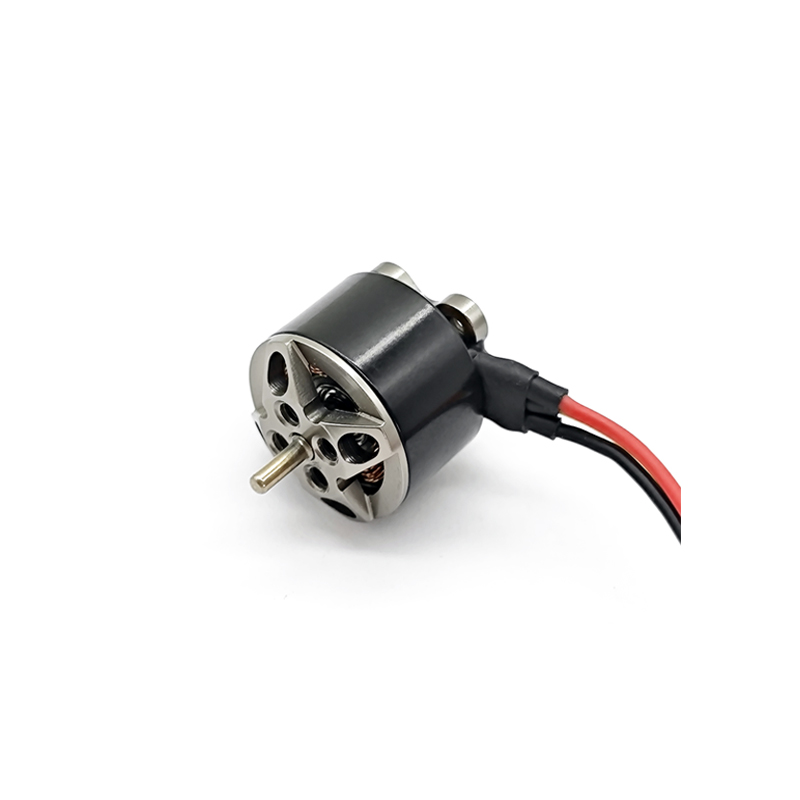 Motor pesawat model 1104